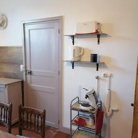 Appartement Rez De Jardin La Chartre-sur-le-Loir Exterior foto